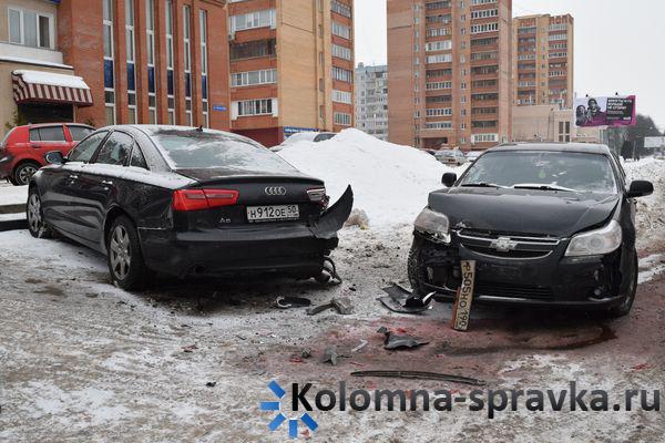 ДТП В Коломне сегодня утром. Авария в Коломне сегодня утром. ДТП В Коломне за последние сутки.