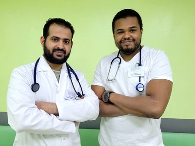 Два новых врача пришли работать в Коломенскую больницу по программе «Приведи друга»