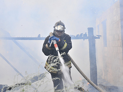 Три пожара произошли за сутки в Коломне и Озерах. Есть пострадавший