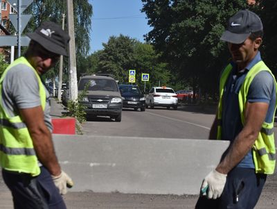 В Роспотребнадзоре рекомендуют сокращать рабочий день в жару