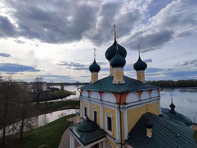 В Углич не за углем, а за петухом