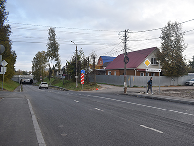 Коломенцы жалуются на отсутствие тротуаров