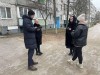 Коломенцы обратились к заместителю главы с просьбой установить детскую площадку по дворе